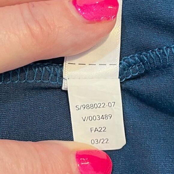 ATHLETA Stratus II Top Dark Sardinia Blue Women’s Size Small - Picture 8 of 8